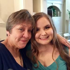 Meet your Posher, Natalie